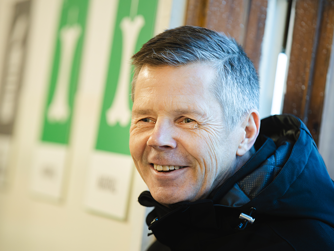 Porträttbild på Niklas Johansson